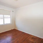 Rent 4 bedroom house in Mudgee