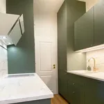 Rent 2 bedroom apartment of 33 m² in Prague