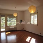 Rent 5 bedroom house of 190 m² in Rome