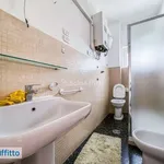 Affitto 3 camera appartamento di 88 m² in Naples