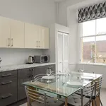 Rent 3 bedroom flat in Edinburgh  South