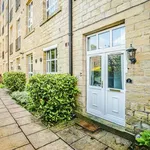 Rent 2 bedroom flat in Calderdale