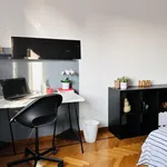 Rent 6 bedroom apartment in Turin