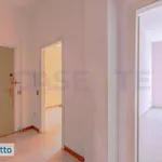 Rent 2 bedroom apartment of 77 m² in Milan