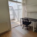 Rent 5 bedroom flat in South East England