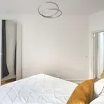 Rent a room in lisbon