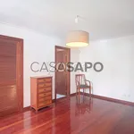 Rent 4 bedroom house of 293 m² in Coimbra