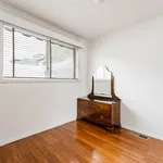 Rent 4 bedroom house in Essendon