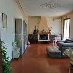 Affitto 8 camera casa di 260 m² in Mantova