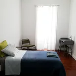 Alugar 5 quarto casa de 235 m² em Ponta Delgada