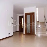 Rent 6 bedroom house of 230 m² in Bassano del Grappa