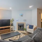 Rent 1 bedroom apartment of 65 m² in Washington