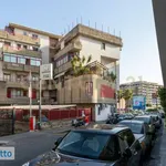 Affitto 4 camera appartamento di 127 m² in Catania