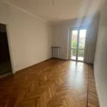 Rent 4 bedroom apartment of 140 m² in Turin