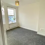 Rent 2 bedroom house in Wakefield