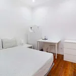 Rent a room in lisbon