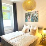 Miete 4 Schlafzimmer wohnung von 140 m² in Wuppertal