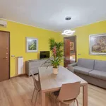 Rent 1 bedroom apartment of 70 m² in milan