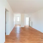 Rent 4 bedroom apartment of 107 m² in Chemnitz