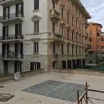 Affitto 5 camera appartamento di 140 m² in Roma