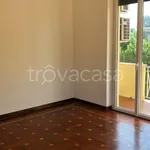 Rent 6 bedroom apartment of 135 m² in Genova