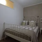 Rent 1 bedroom apartment of 50 m² in lisbon