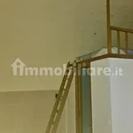 Affitto 1 camera appartamento di 25 m² in Naples