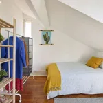 Rent a room in lisbon