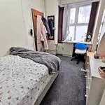 Rent 4 bedroom flat in Birmingham,