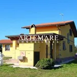 Rent 7 bedroom house of 150 m² in Pietrasanta