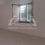 Affitto 5 camera appartamento di 300 m² in Taurianova