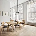 Rent 4 bedroom apartment of 232 m² in New York