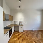 Rent 1 bedroom apartment of 45 m² in Székesfehérvár