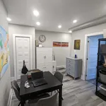 Rent 1 bedroom apartment in Montreal