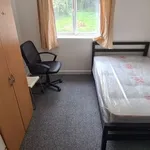 Rent 5 bedroom house in East Midlands