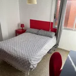 Rent 4 bedroom apartment in Valencia