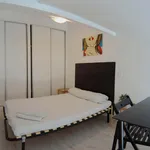 Rent 1 bedroom apartment of 34 m² in Madrid