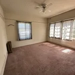 Rent 4 bedroom house in Oakland