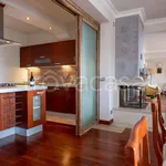 Rent 5 bedroom house of 250 m² in Taormina