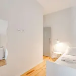 Rent 10 bedroom apartment in Porto