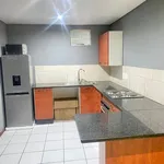 Rent 2 bedroom apartment of 655 m² in Johannesburg