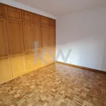 Rent 3 bedroom apartment of 110 m² in Amadora