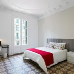 Rent 5 bedroom apartment in Barcelona