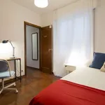 Rent a room of 110 m² in madrid