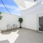 Rent 4 bedroom apartment in Madrid