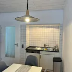 Miete 2 Schlafzimmer wohnung von 65 m² in Neuss