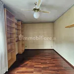 Rent 5 bedroom apartment of 200 m² in Milan