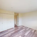 Maison de 645 m² avec 1 chambre(s) en location à Grande Prairie