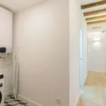 Rent a room of 75 m² in barcelona