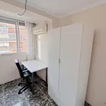 Alquilar 4 dormitorio apartamento en Valencia